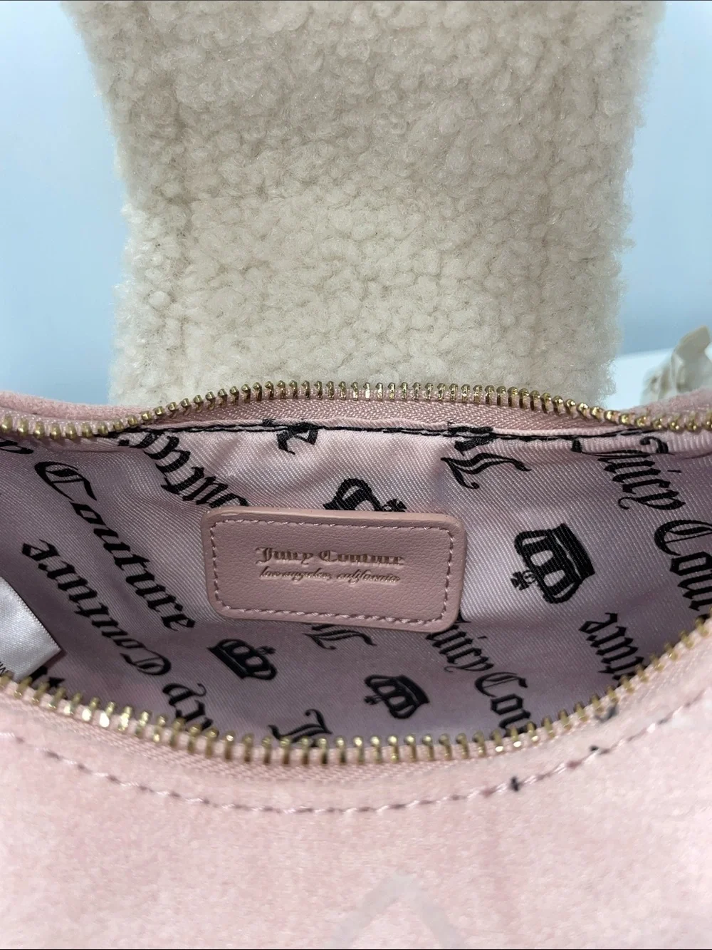 JUICY COUTURE DUSTY BLUSH CRYSTAL SNUGGLE HOBO BAG FTL-08-186